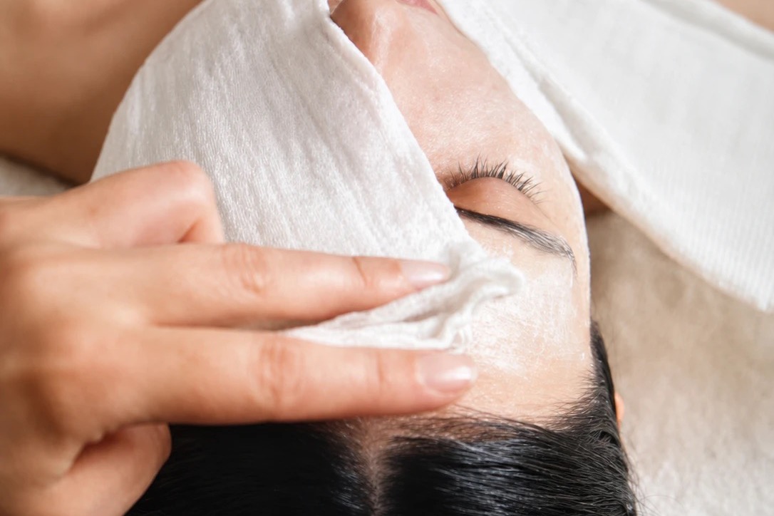 Soin du visage aux produits Dr. Hauschka